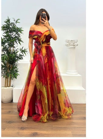 Daniela – Atemberaubendes schulterfreies Maxikleid