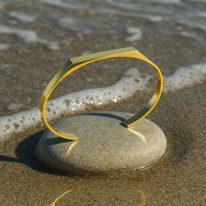 Coralia | Gold Line Armband