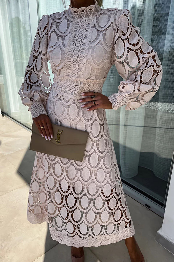 Liza – Romantisches Spitzenkleid