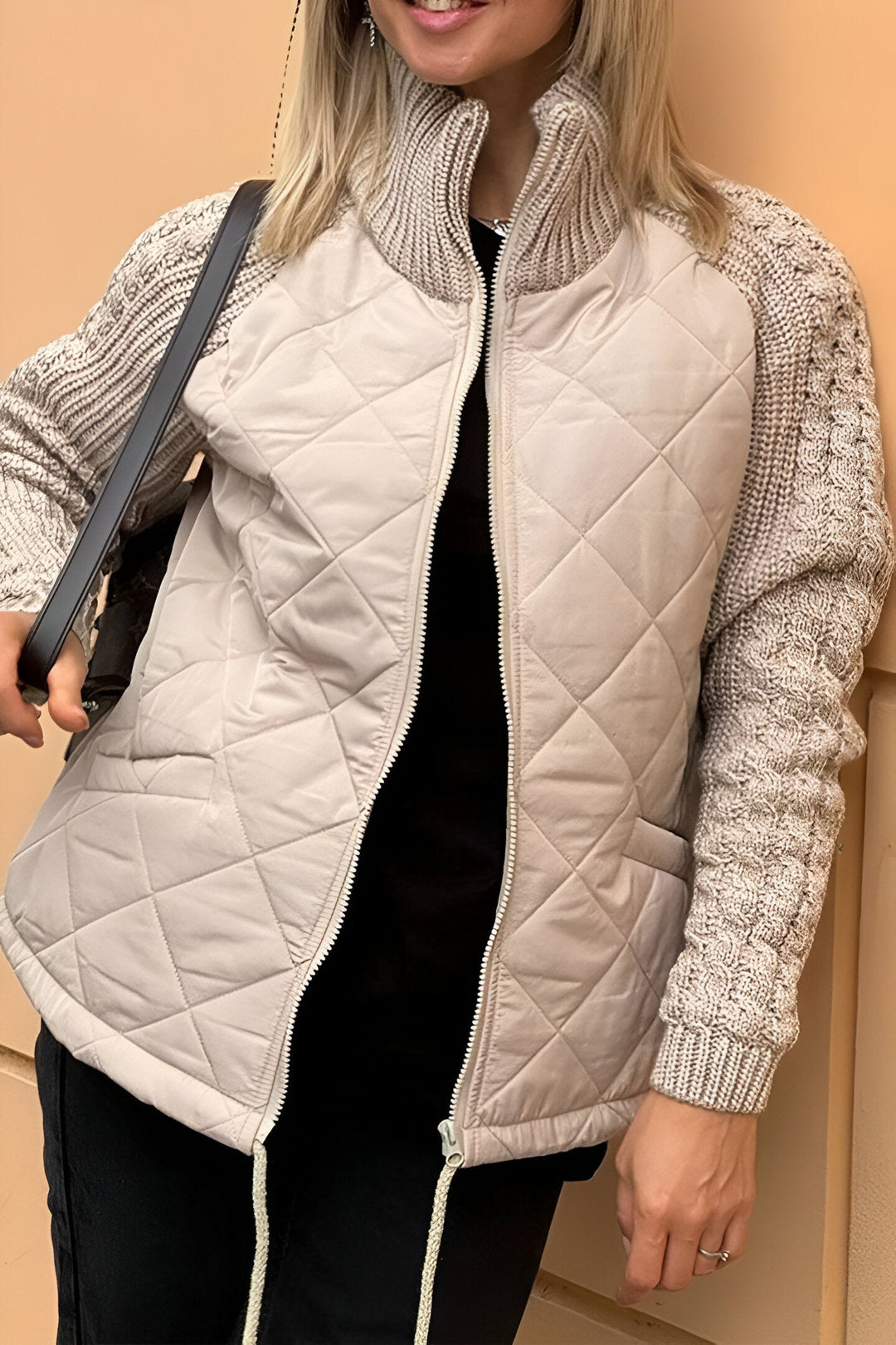 Kierra – Trendige Patchwork-Jacke mit Reißverschluss