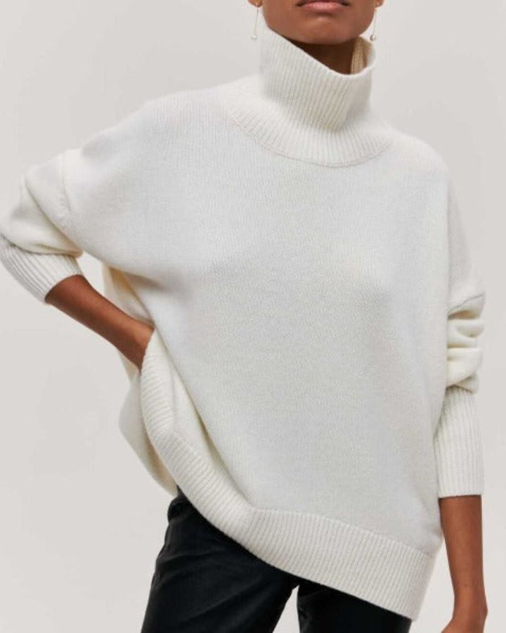 Vanesa – Elegant Turtleneck Sweater