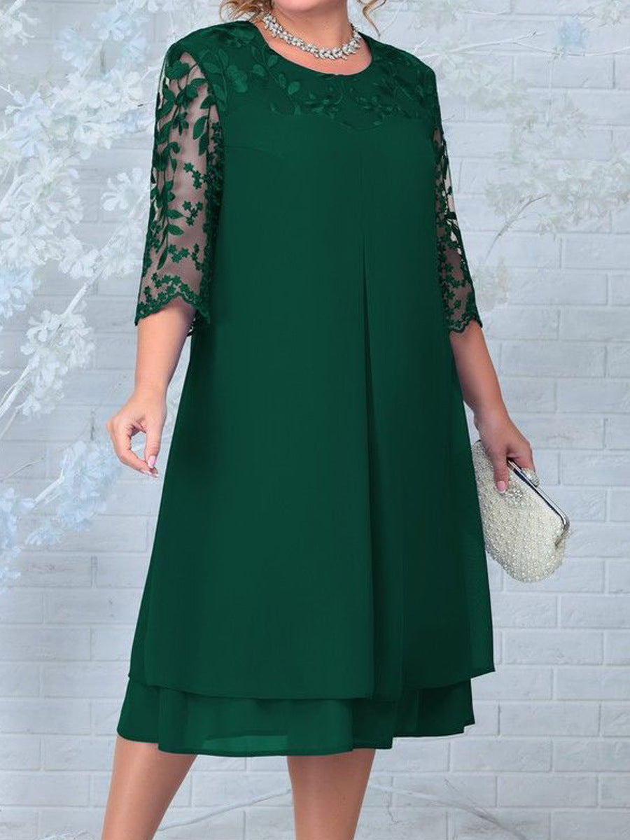 Rosemary – Kleid in großen Größen mit Stickereien 