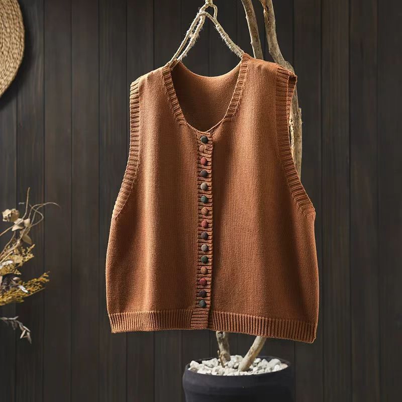 Joy – Timeless Sleeveless Knit Vest