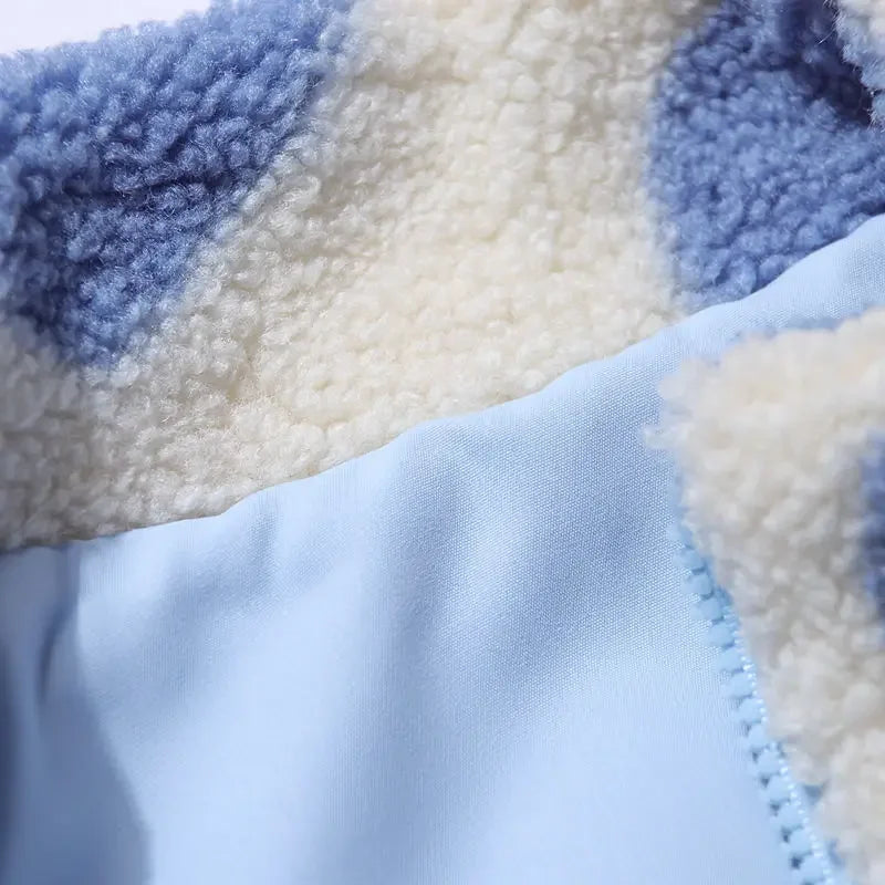 Juliet – Chic Heart-Pattern Jacket