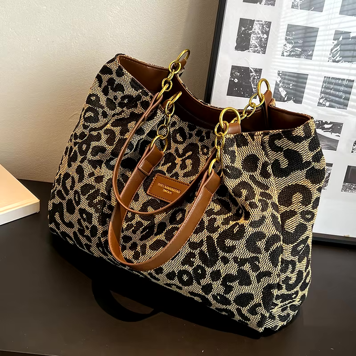 Destiny – Canvas-Tasche mit Leopardenmuster 