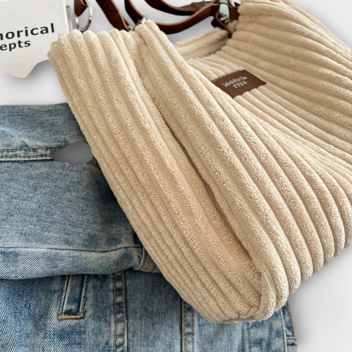 Claire - Schultertasche aus weichem Kordel