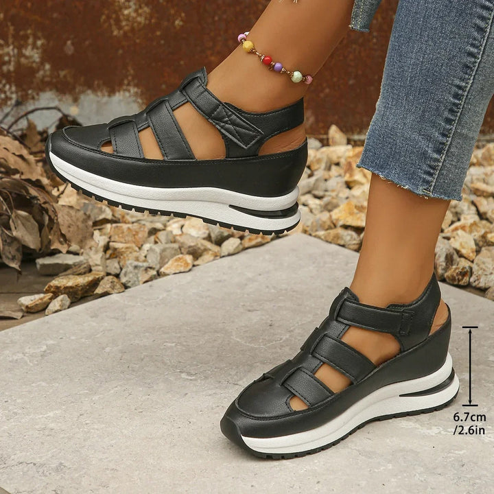 Solevera – Stylish Ergonomic Sandals