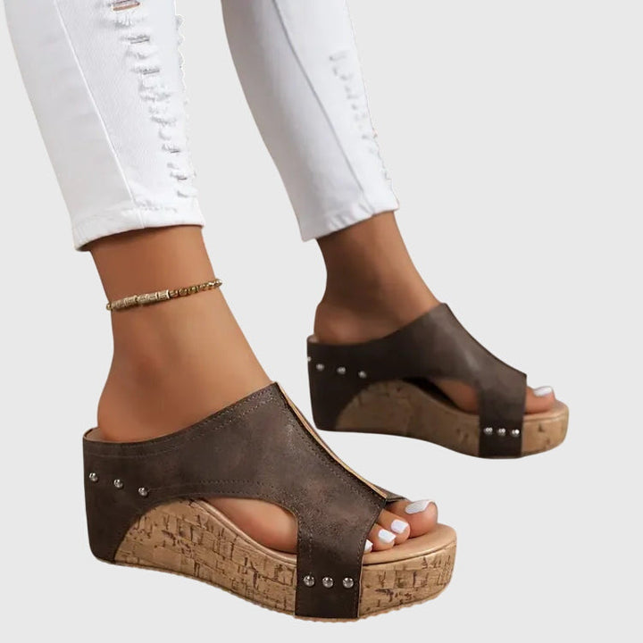 Melissa – Orthopädische Sandalen