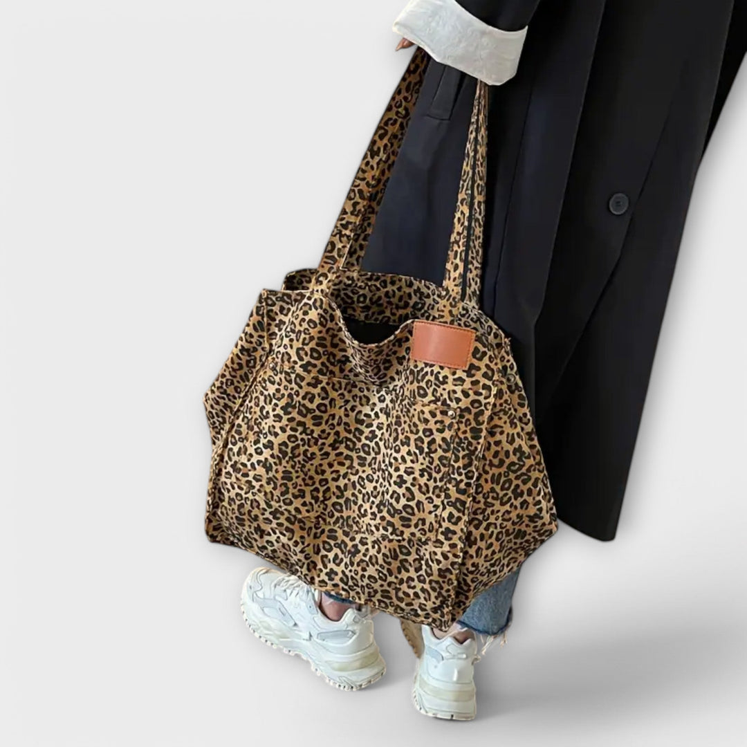 Emma – Elegante Schultertasche aus Canvas mit Leopardenmuster