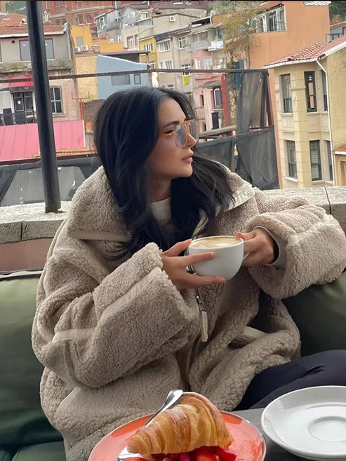 Kaja |  Weicher Teddy-Mantel