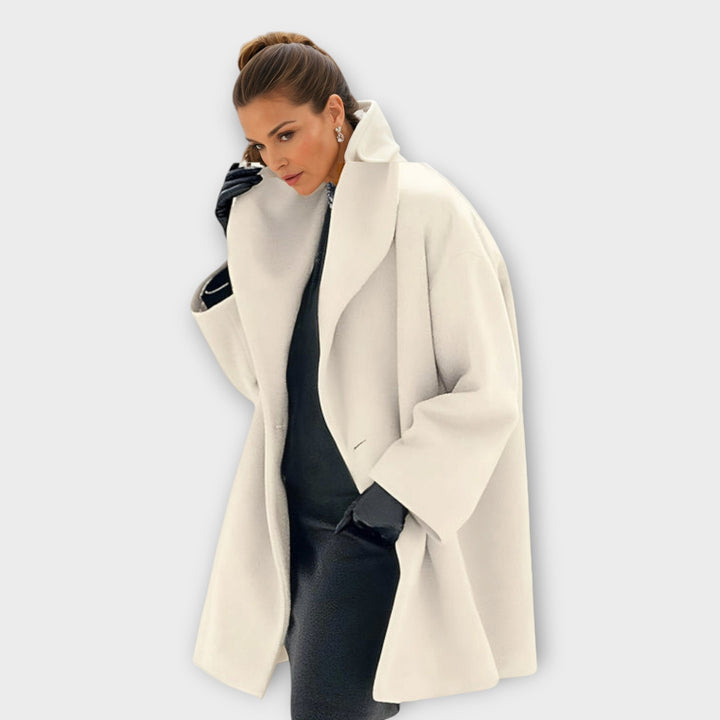 Cynthia – Timeless Elegant Coat